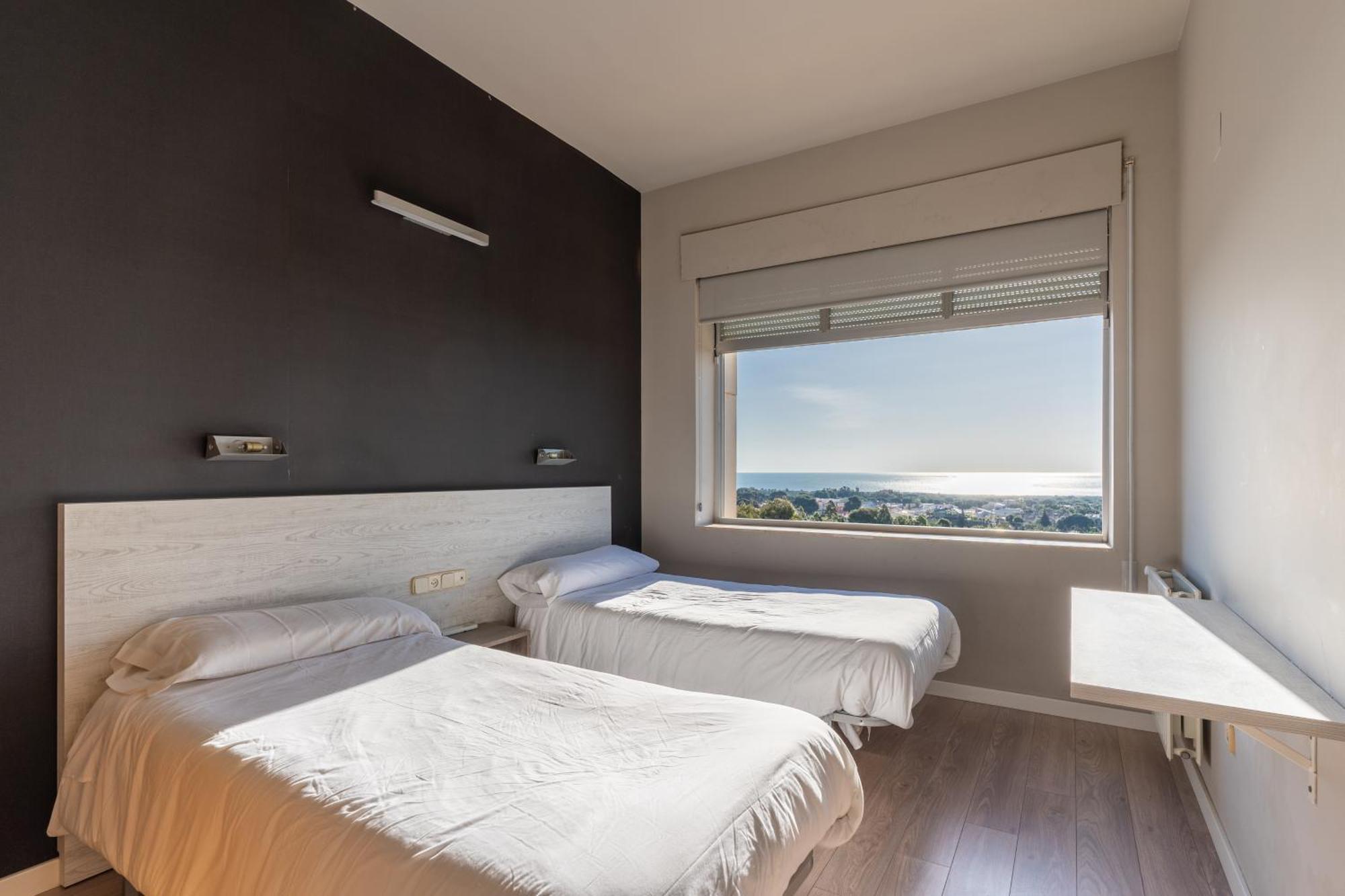Costablanca Explore Hostel Sports & Events La Marina Luaran gambar