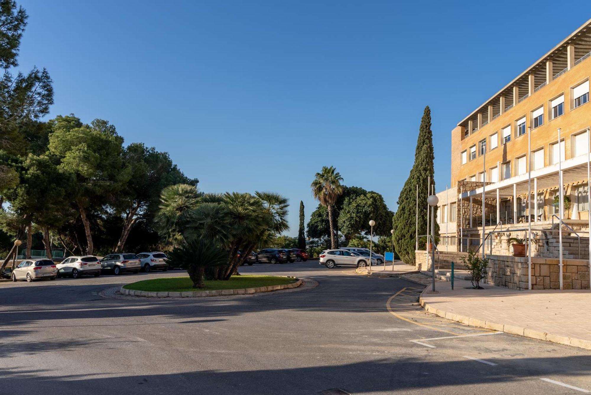 Costablanca Explore Hostel Sports & Events La Marina Luaran gambar