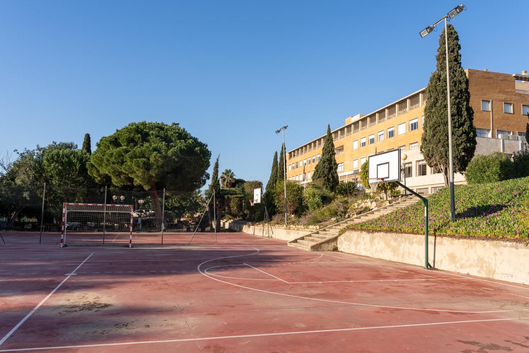 Costablanca Explore Hostel Sports & Events La Marina Luaran gambar