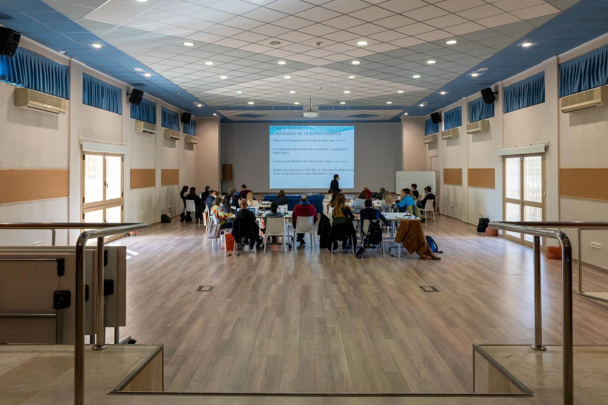 Costablanca Explore Hostel Sports & Events La Marina Luaran gambar
