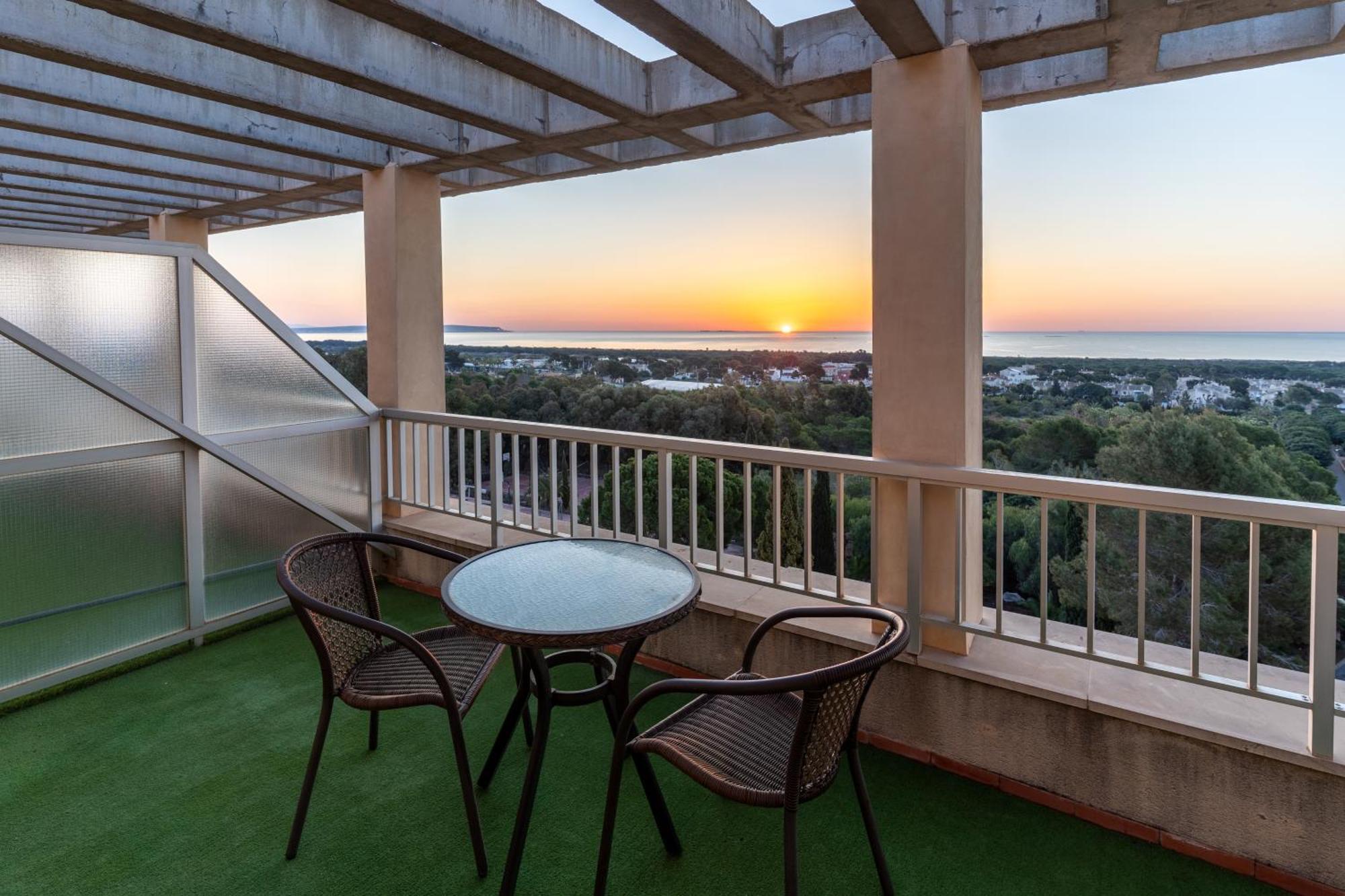 Costablanca Explore Hostel Sports & Events La Marina Bilik gambar